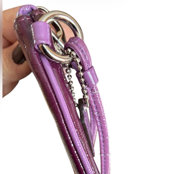 COACH Poppy Wristlet - Picture 3 of 9